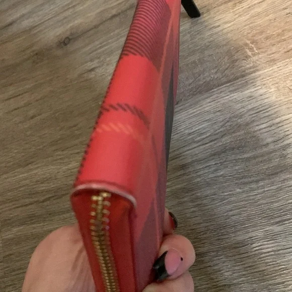 Kate Spade clutch style wallet - Picture 4 of 5